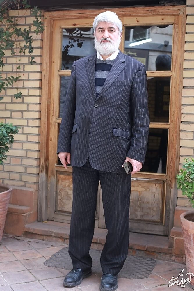 گپ و گفت جذاب با علی مطهری؛ از ارتباط با آمریکا و ورود زنان به استادیوم تا رفع حصر و موسیقی